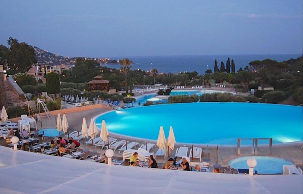 Magic Mer Saint-Raphael  Bagian luar foto